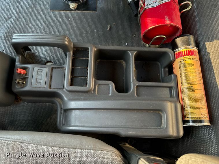 image for item EG6793 2007 GMC T7500  street sweeper truck