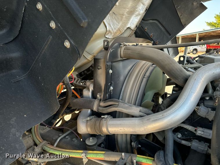 image for item EG6793 2007 GMC T7500  street sweeper truck