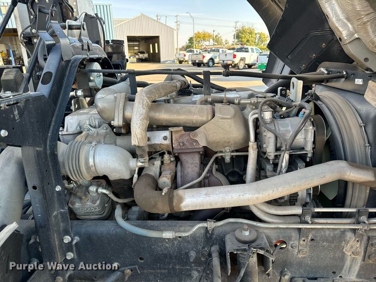 image for item EG6793 2007 GMC T7500  street sweeper truck