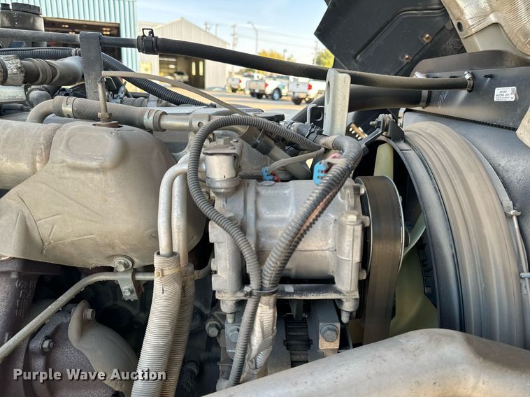 image for item EG6793 2007 GMC T7500  street sweeper truck