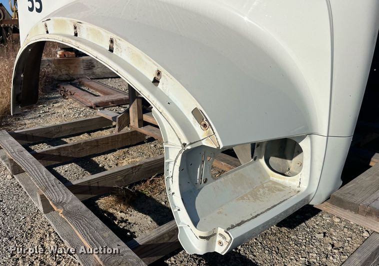 image for item EH2880 Truck hood