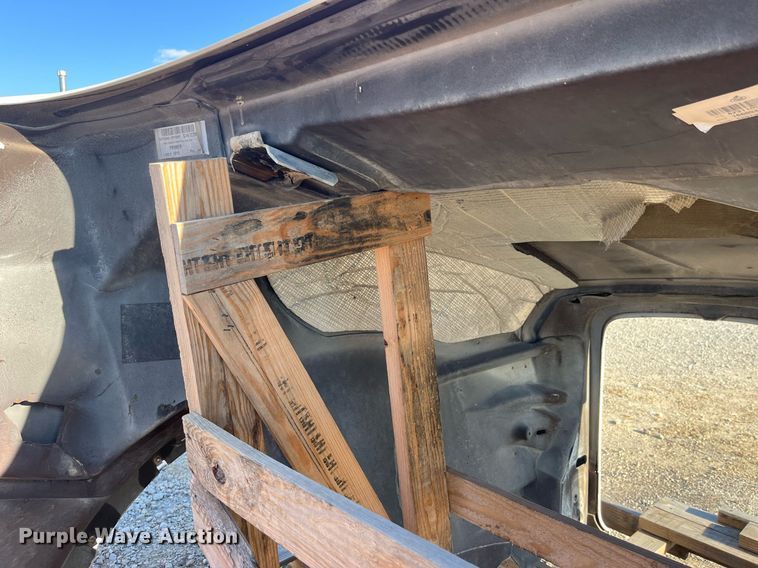 image for item EH2880 Truck hood