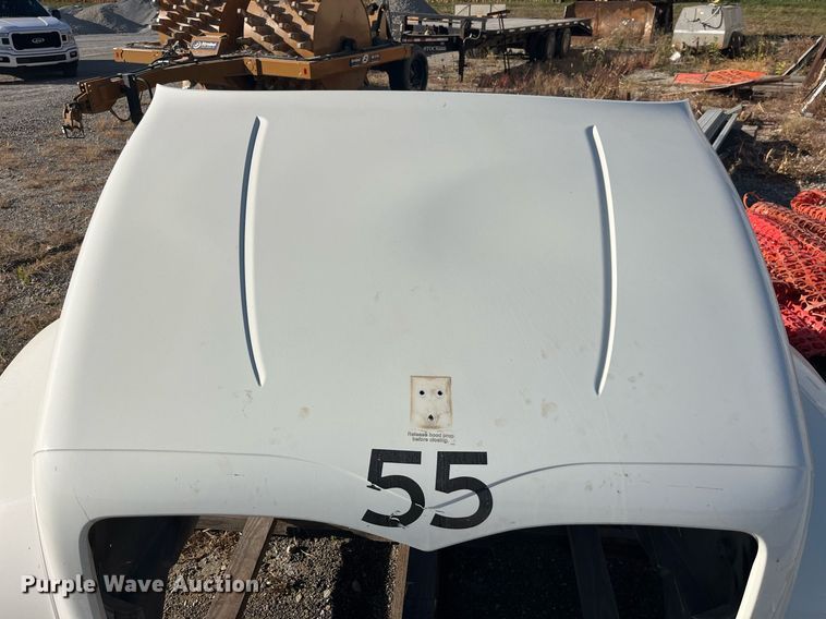 image for item EH2880 Truck hood