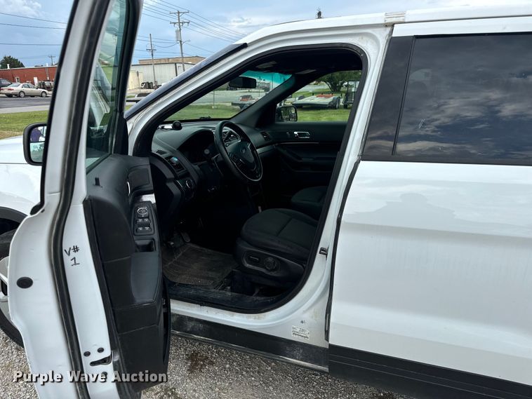 image for item EH6983 2017 Ford Explorer Police Interceptor SUV