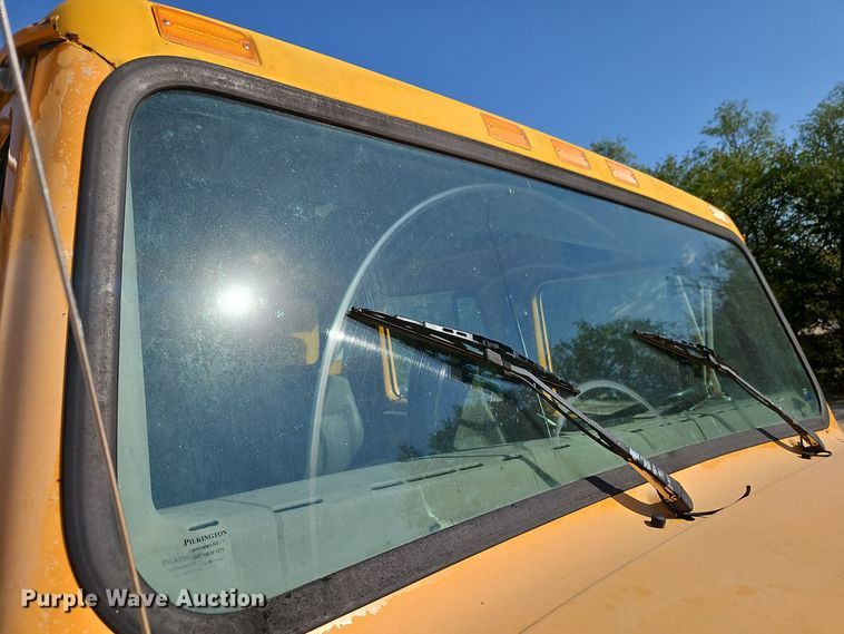 image for item EI8417 1996 International  4900 Crew Cab dump truck