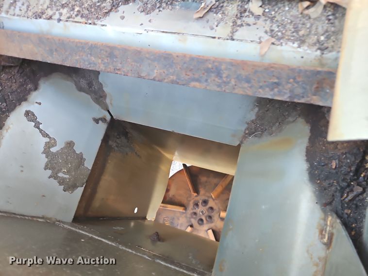 image for item EI8417 1996 International  4900 Crew Cab dump truck