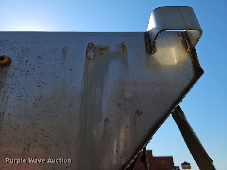 image for item EI8417 1996 International  4900 Crew Cab dump truck