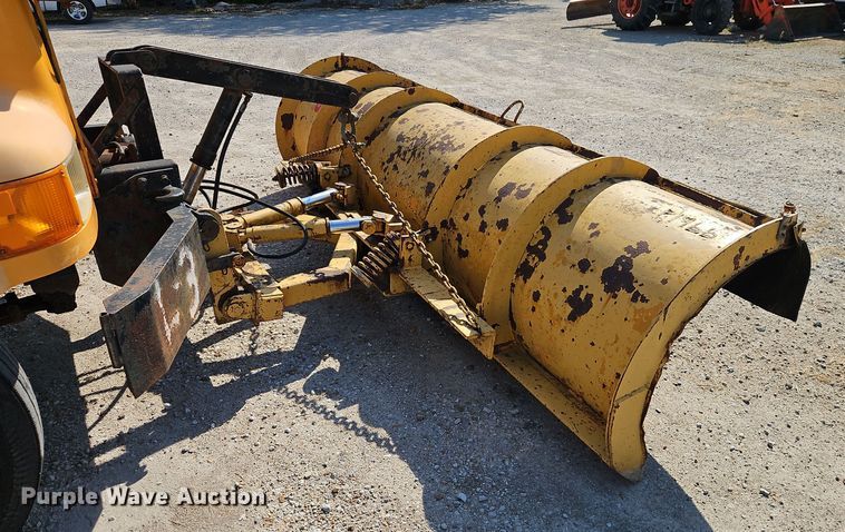 image for item EI8417 1996 International  4900 Crew Cab dump truck