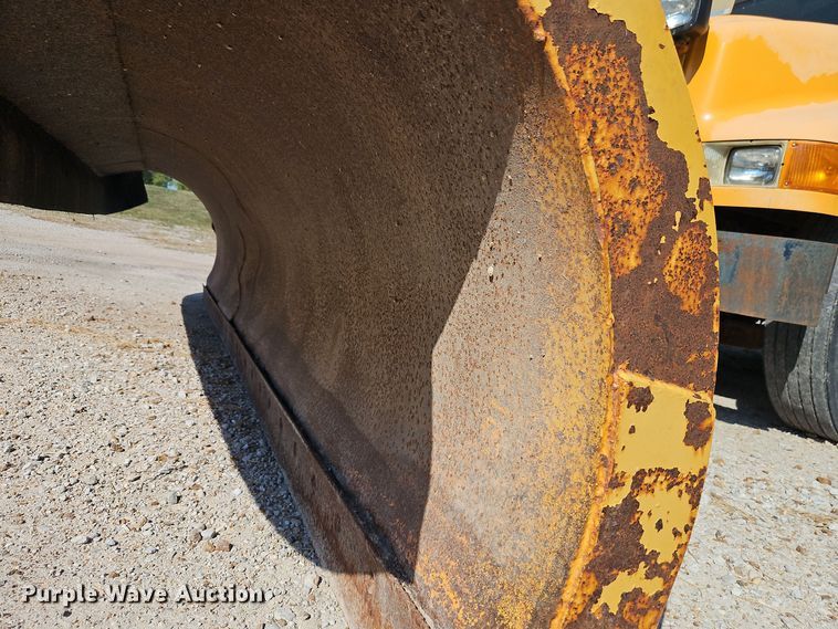 image for item EI8417 1996 International  4900 Crew Cab dump truck