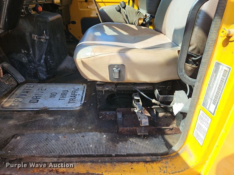 image for item EI8417 1996 International  4900 Crew Cab dump truck