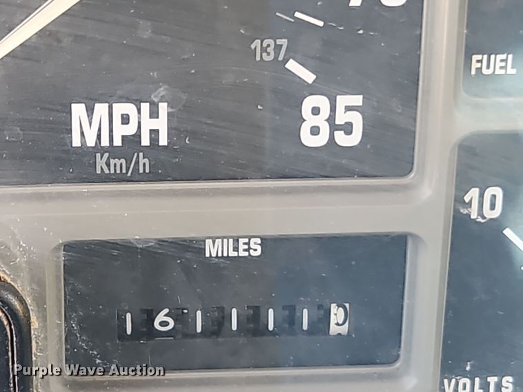 image for item EI8417 1996 International  4900 Crew Cab dump truck