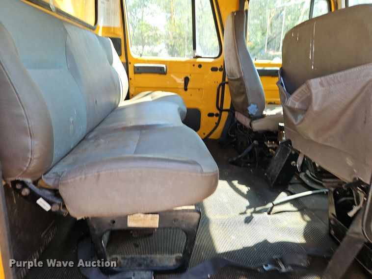 image for item EI8417 1996 International  4900 Crew Cab dump truck