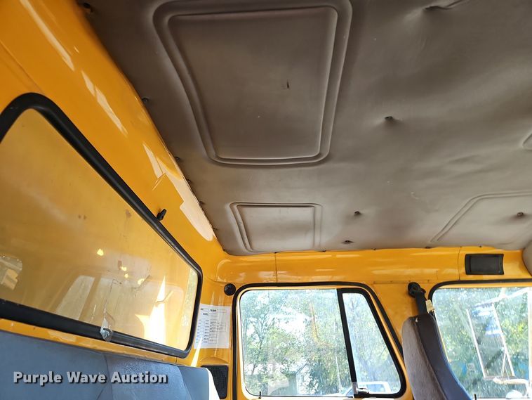 image for item EI8417 1996 International  4900 Crew Cab dump truck