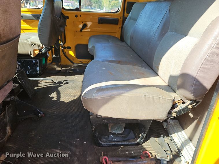 image for item EI8417 1996 International  4900 Crew Cab dump truck