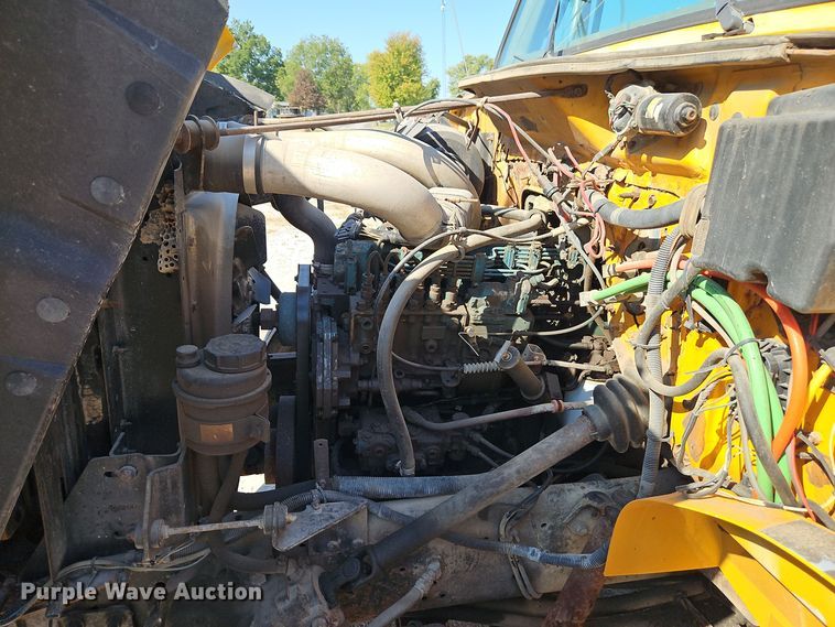 image for item EI8417 1996 International  4900 Crew Cab dump truck