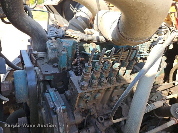 image for item EI8417 1996 International  4900 Crew Cab dump truck