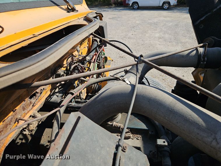 image for item EI8417 1996 International  4900 Crew Cab dump truck