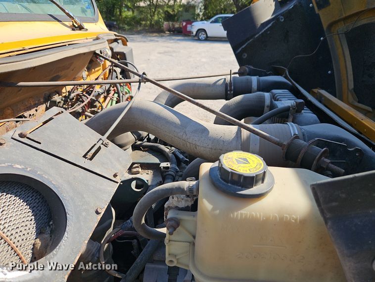 image for item EI8417 1996 International  4900 Crew Cab dump truck