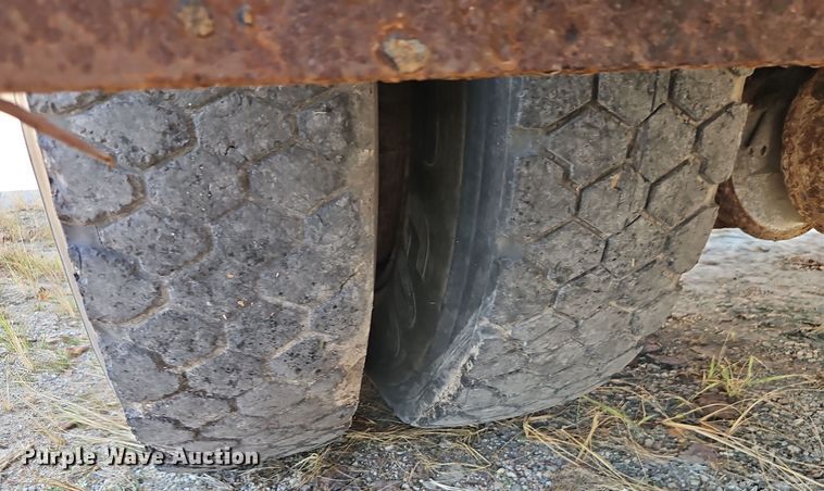 image for item EI8417 1996 International  4900 Crew Cab dump truck