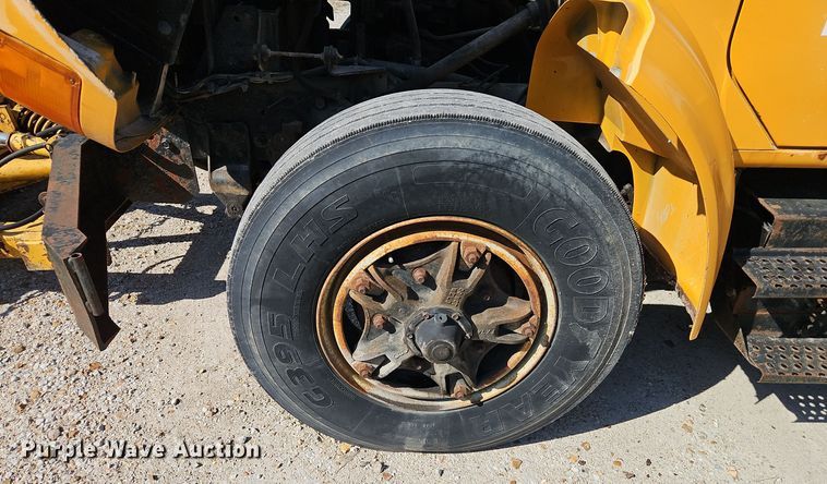 image for item EI8417 1996 International  4900 Crew Cab dump truck