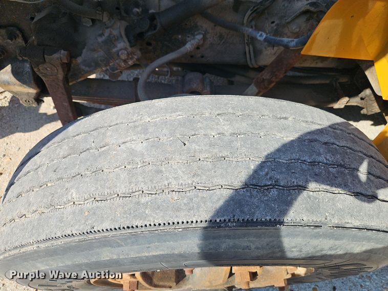 image for item EI8417 1996 International  4900 Crew Cab dump truck