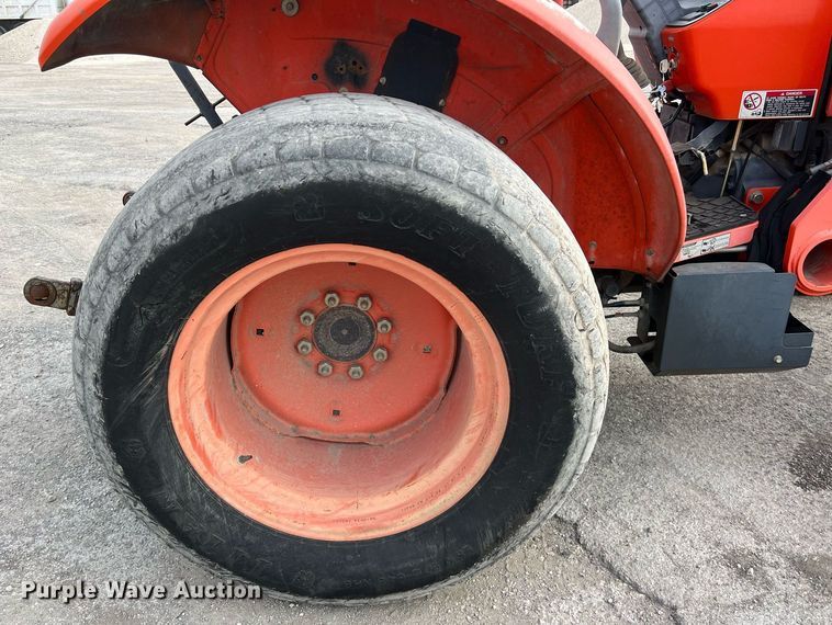 image for item EJ3009 Kubota M5040D MFWD tractor
