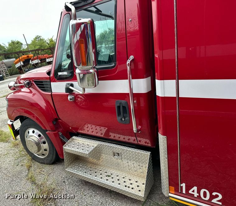 image for item EJ4840 2014 International  TerraStar SFA 4X2 ambulance