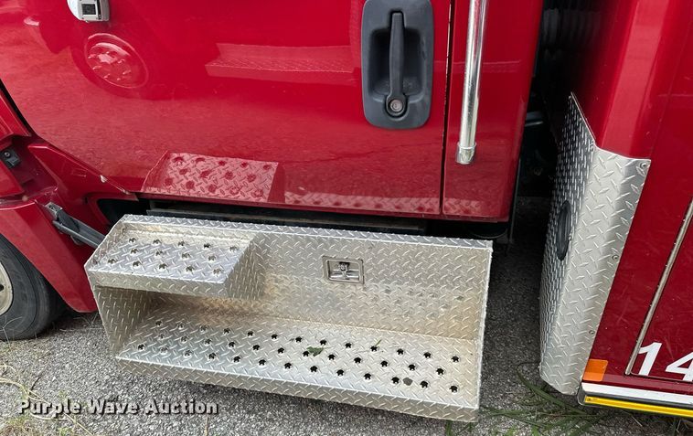 image for item EJ4840 2014 International  TerraStar SFA 4X2 ambulance