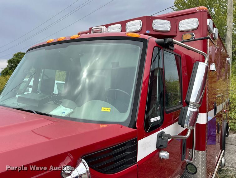 image for item EJ4840 2014 International  TerraStar SFA 4X2 ambulance