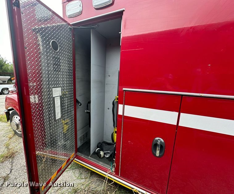 image for item EJ4840 2014 International  TerraStar SFA 4X2 ambulance