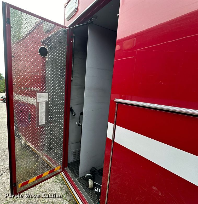 image for item EJ4840 2014 International  TerraStar SFA 4X2 ambulance