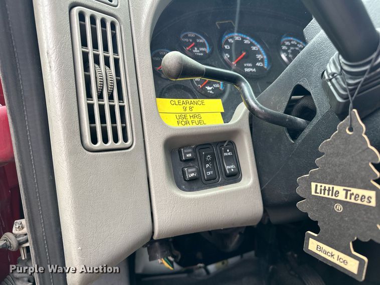 image for item EJ4840 2014 International  TerraStar SFA 4X2 ambulance