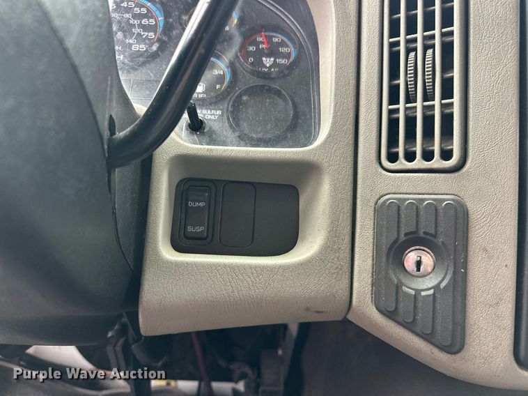 image for item EJ4840 2014 International  TerraStar SFA 4X2 ambulance