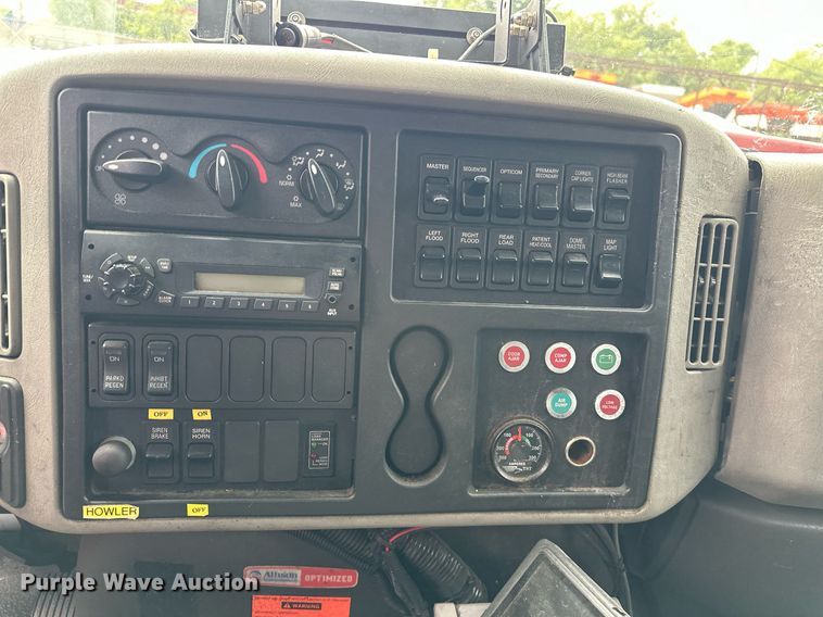 image for item EJ4840 2014 International  TerraStar SFA 4X2 ambulance