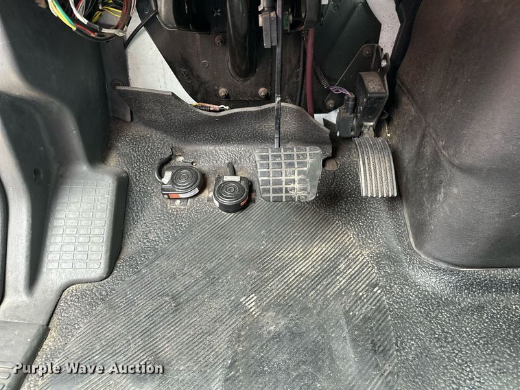 image for item EJ4840 2014 International  TerraStar SFA 4X2 ambulance