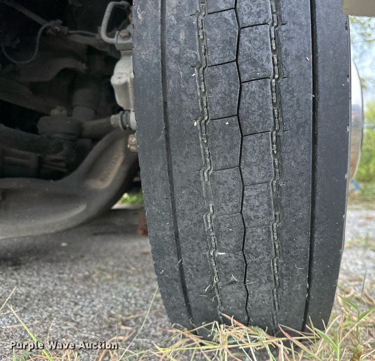 image for item EJ4840 2014 International  TerraStar SFA 4X2 ambulance