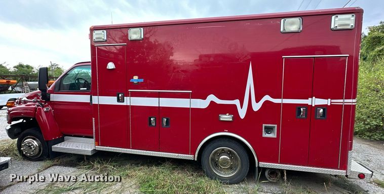 image for item EJ4841 2009 Chevrolet  C4500 ambulance