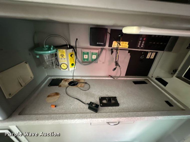 image for item EJ4841 2009 Chevrolet  C4500 ambulance