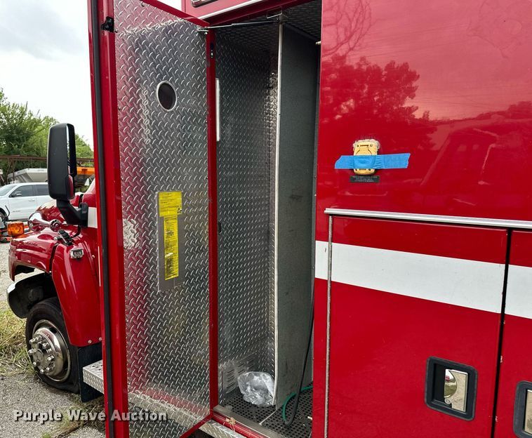 image for item EJ4841 2009 Chevrolet  C4500 ambulance