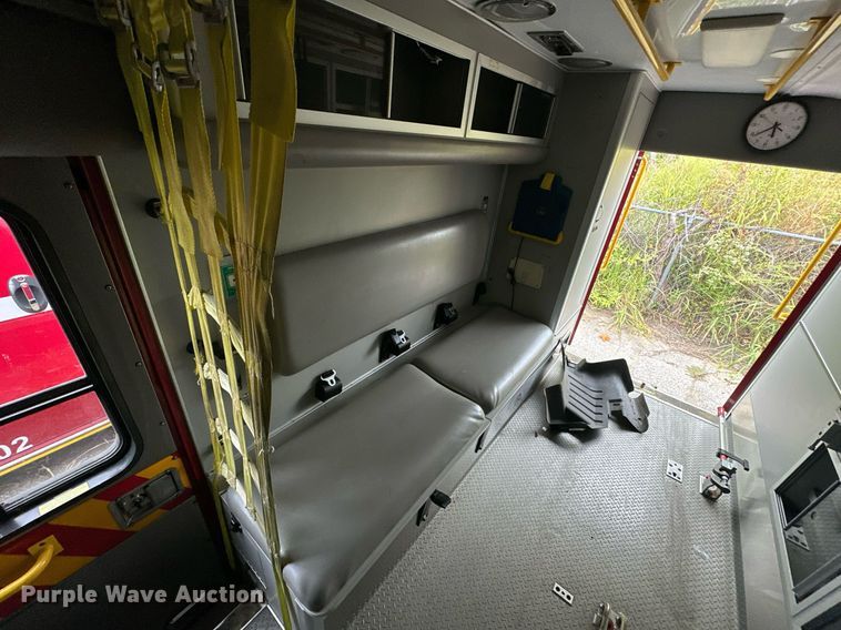 image for item EJ4841 2009 Chevrolet  C4500 ambulance