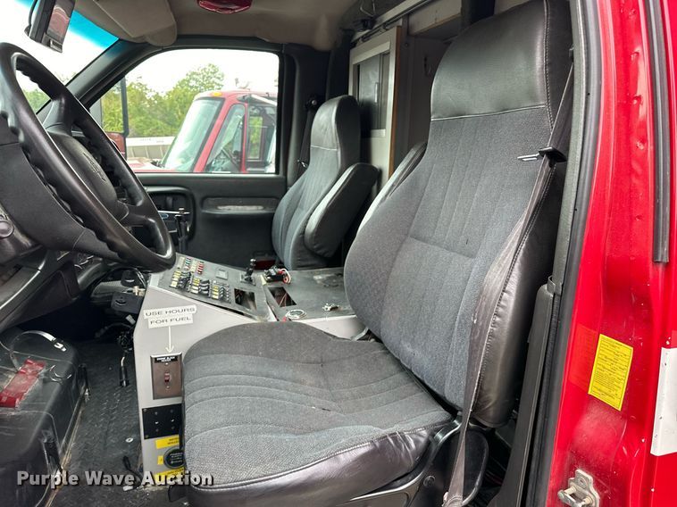 image for item EJ4841 2009 Chevrolet  C4500 ambulance