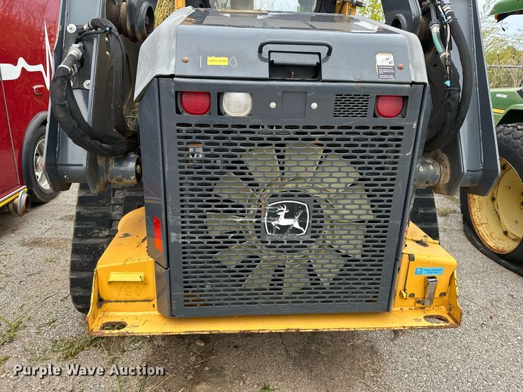 image for item EJ4844 2017 John Deere 331G tracked skid steer loader