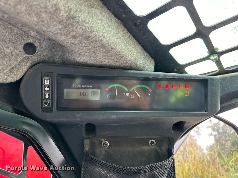 image for item EJ4844 2017 John Deere 331G tracked skid steer loader