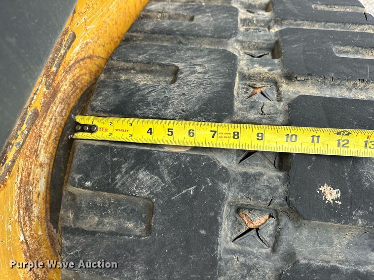 image for item EJ4844 2017 John Deere 331G tracked skid steer loader