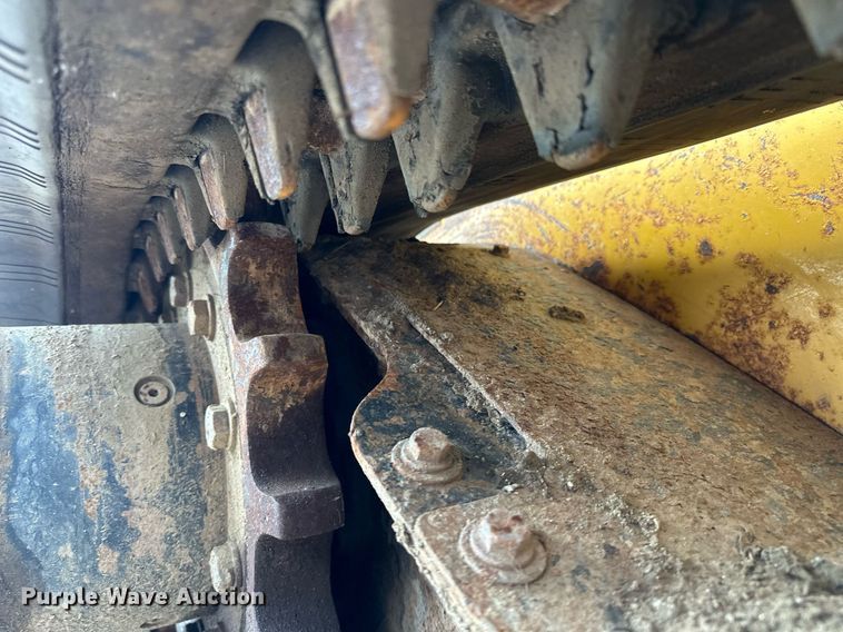 image for item EJ4844 2017 John Deere 331G tracked skid steer loader