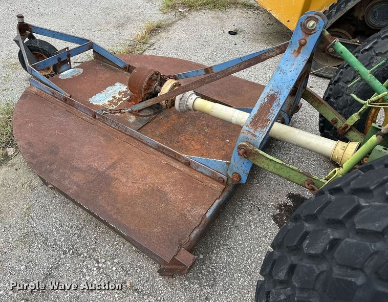 image for item EJ4845 1990 John Deere 970 tractor