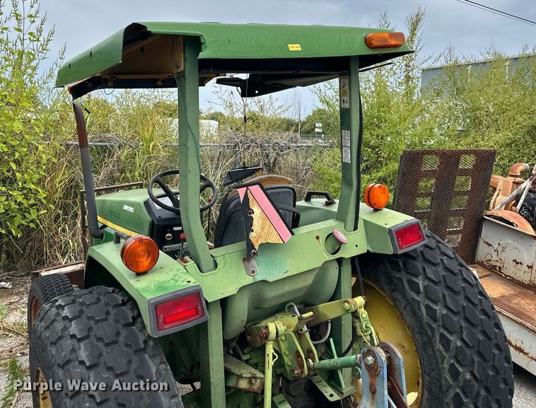 image for item EJ4845 1990 John Deere 970 tractor