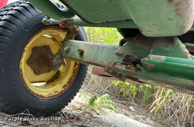 image for item EJ4845 1990 John Deere 970 tractor