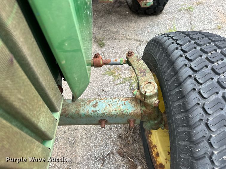 image for item EJ4845 1990 John Deere 970 tractor