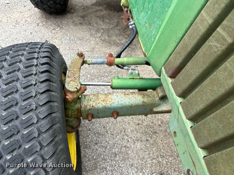 image for item EJ4845 1990 John Deere 970 tractor